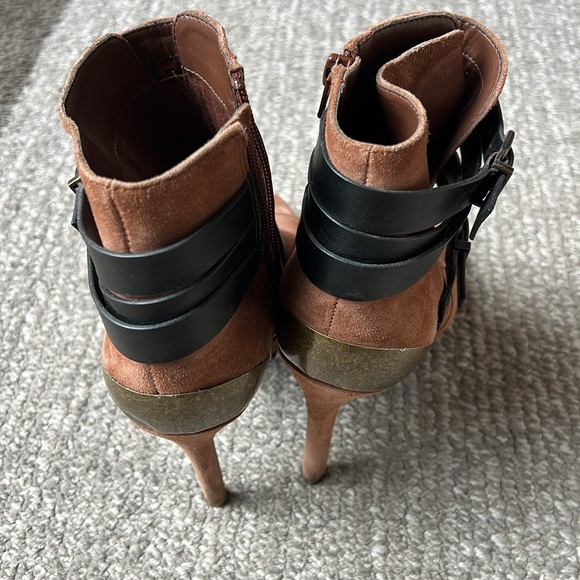 Gianni Bini suede open toe booties - Picture 5 of 6